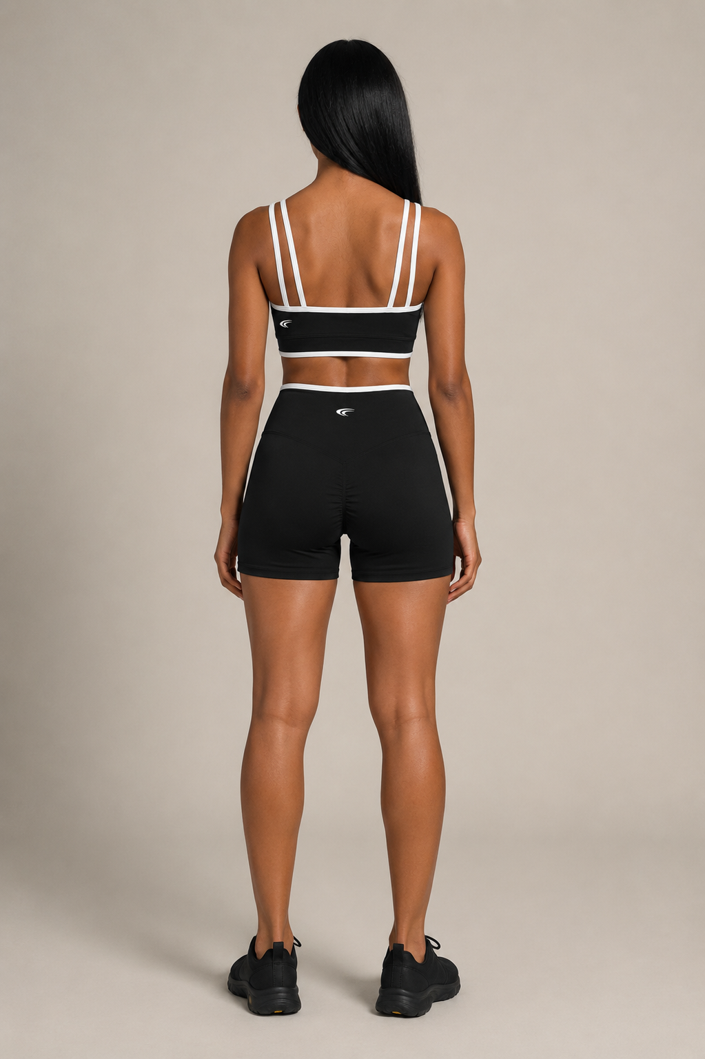 Vault Gallery Sports Bra - Black
